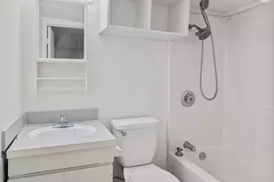 409 Wells Ave N, Renton, WA 98057 - Photo 24