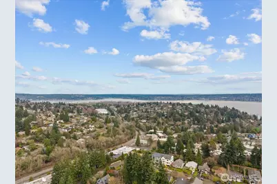 5225 50th Avenue NE #206, Seattle, WA 98105 - Photo 32