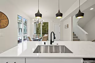 5015 144th St SW, Edmonds, WA 98026 - Photo 10