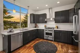 2806 14th Ave W, Seattle, WA 98119 - Photo 8