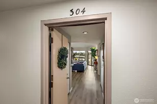 10601 Bagley Ave N, Seattle, WA 98133 - Photo 24