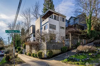 781 26th Avenue E, Seattle, WA 98812 - Photo 1