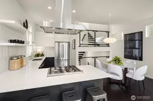 2815 Prosch Ave W, Seattle, WA 98119 - Photo 10