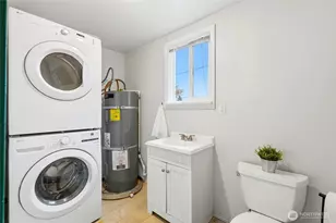 7525 Beverly Ln, Everett, WA 98203 - Photo 12