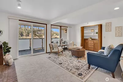 3055 80th Avenue SE #204, Mercer Island, WA 98040 - Photo 6