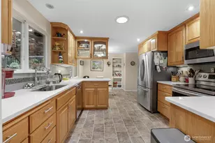 13309 47th Dr NE, Marysville, WA 98271 - Photo 10