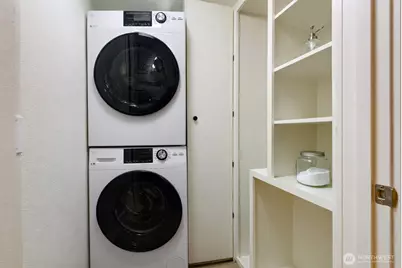 626 4th Avenue W #104, Seattle, WA 98119 - Photo 20