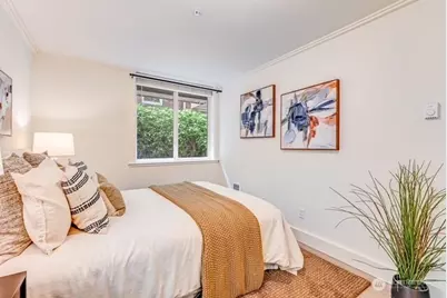 626 4th Avenue W #104, Seattle, WA 98119 - Photo 18