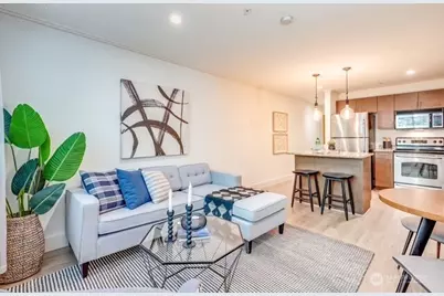 626 4th Avenue W #104, Seattle, WA 98119 - Photo 6