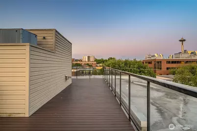 626 4th Avenue W #104, Seattle, WA 98119 - Photo 24