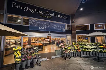 626 4th Avenue W #104, Seattle, WA 98119 - Photo 36