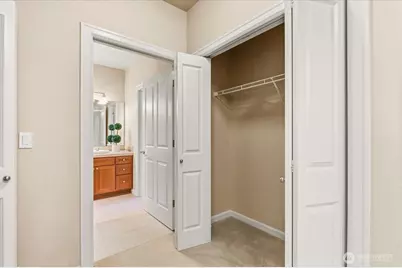 6800 132nd Place SE #E203, Newcastle, WA 98059 - Photo 20