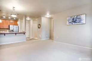 6800 132nd Pl SE, Newcastle, WA 98059 - Photo 6