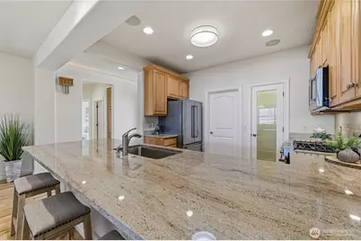 12324 Big Leaf Way NE, Redmond, WA 98053 - Photo 14