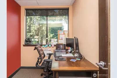 1002 39th Avenue SW #200, Puyallup, WA 98373 - Photo 2