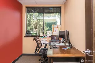 1002 39th Ave SW, Puyallup, WA 98373 - Photo 2