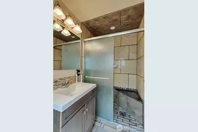 7822 50th Street E, Fife, WA 98424 - Photo 10