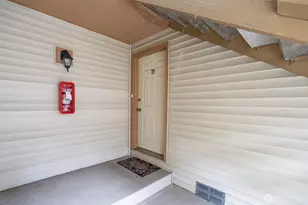 17306 119th Ln SE, Renton, WA 98058 - Photo 24