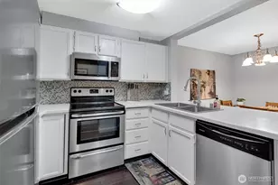 17306 119th Ln SE, Renton, WA 98058 - Photo 4