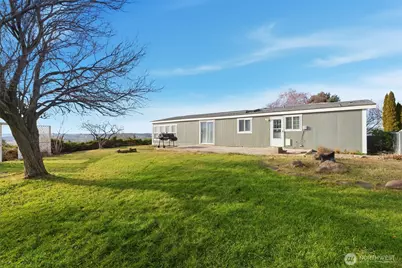 401 Clemans View Road, Selah, WA 98942 - Photo 6