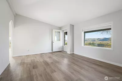 401 Clemans View Road, Selah, WA 98942 - Photo 16