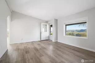 401 Clemans View Rd, Selah, WA 98942 - Photo 16