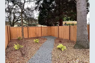 13542 39th Avenue NE #B, Seattle, WA 98125 - Photo 14