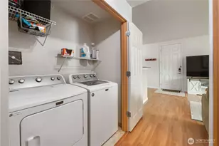 10011 186 St E, Puyallup, WA 98375 - Photo 18