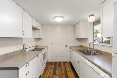 7606 Sandy Way NE, Poulsbo, WA 98370 - Photo 6