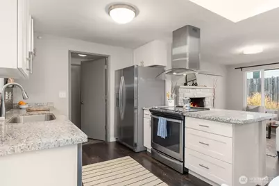 6528 23rd Avenue SW, Seattle, WA 98106 - Photo 10