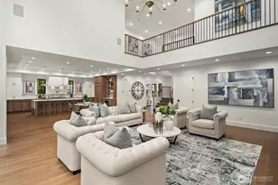 1009 102nd Pl SE, Bellevue, WA 98004 - Photo 4