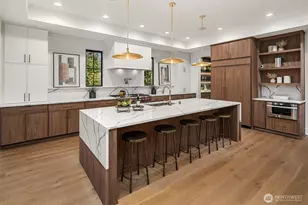 1009 102nd Pl SE, Bellevue, WA 98004 - Photo 8