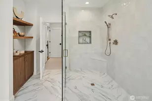 1009 102nd Pl SE, Bellevue, WA 98004 - Photo 24