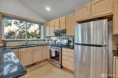 2604 Vincent Way NW, Bremerton, WA 98312 - Photo 14