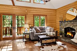 7472 Glacier Springs Dr, Glacier, WA 98244 - Photo 6