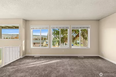 1100 Vista Place #B, Wenatchee, WA 98801 - Photo 4