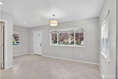 1418 Oakes Avenue, Everett, WA 98201 - Photo 6