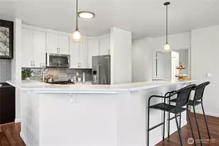 1000 Aurora Ave N, Seattle, WA 98109 - Photo 12