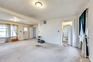 514 Shore Dr, Bremerton, WA 98310 - Photo 12