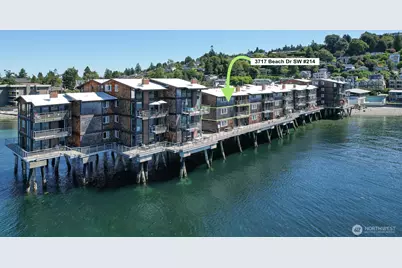 3717 Beach Drive SW #214, Seattle, WA 98116 - Photo 2