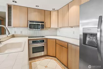 3717 Beach Drive SW #214, Seattle, WA 98116 - Photo 14