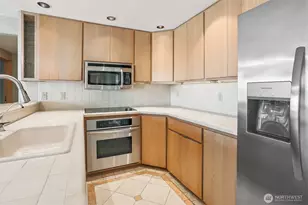 3717 Beach Dr SW, Seattle, WA 98116 - Photo 14