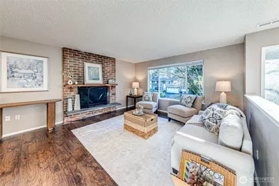 625 215th Street SW, Bothell, WA 98021 - Photo 4