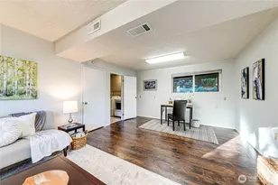 625 215th St SW, Bothell, WA 98021 - Photo 18