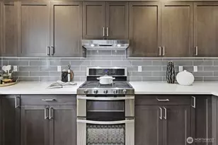 16021 Manor Way, Lynnwood, WA 98087 - Photo 12