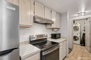 11532 15th Ave NE, Seattle, WA 98125 - Photo 12