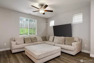 8409 Gilman Way, Arlington, WA 98223 - Photo 4