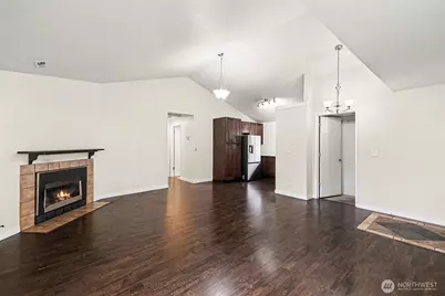 9103 183rd Avenue NE, Redmond, WA 98052 - Photo 2