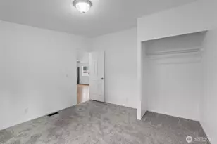 19112 Loganberry St SW, Rochester, WA 98579 - Photo 14