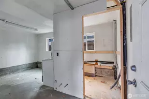 9480 Olson Pl SW, Seattle, WA 98106 - Photo 30